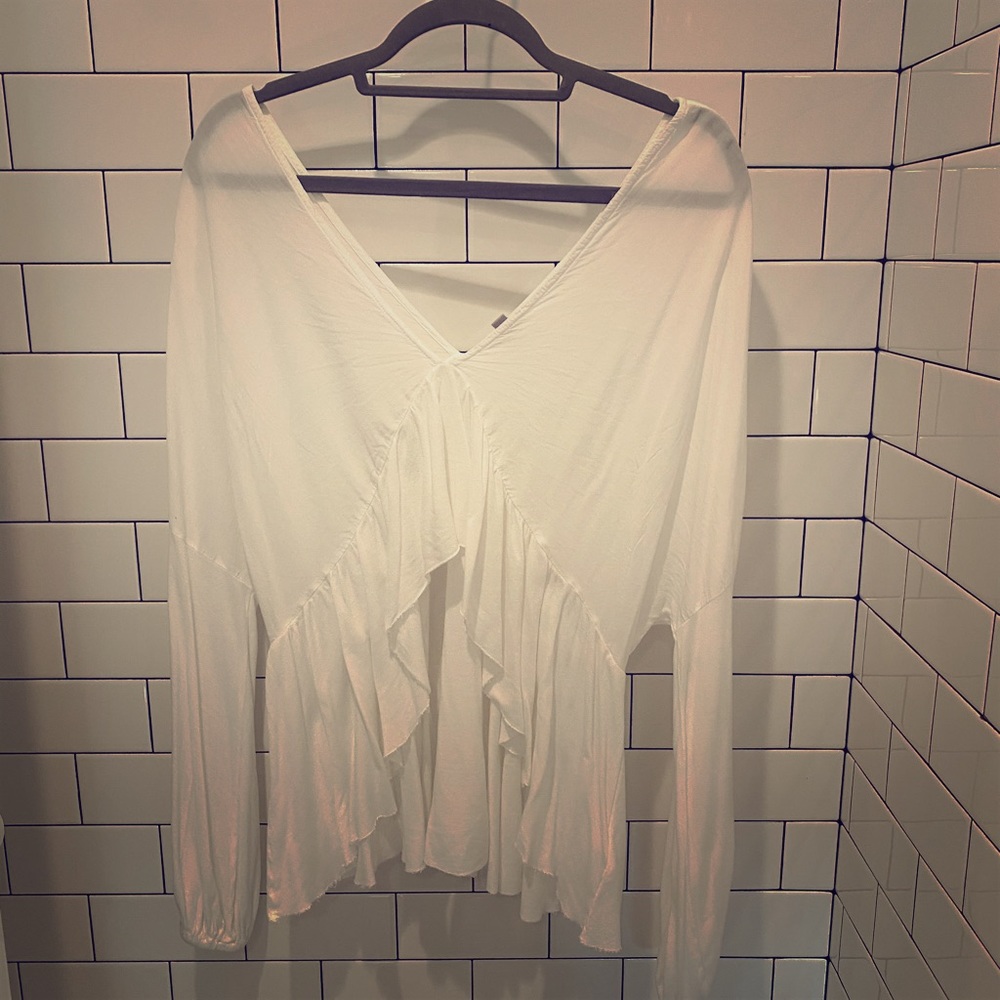 Flowy white top